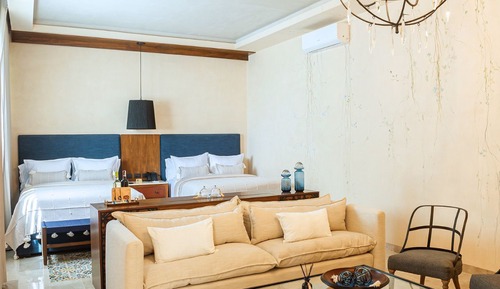 Premium Suite Double with Bathtub