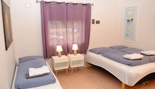 Family Room (3)
