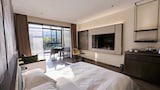 Luxury Single Room, City View