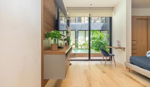 Deluxe Apartment