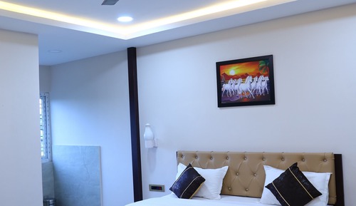 Deluxe Double Room, 1 King Bed, Balcony