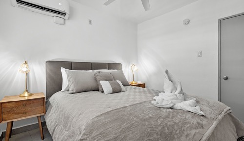 Deluxe Suite (MM11)