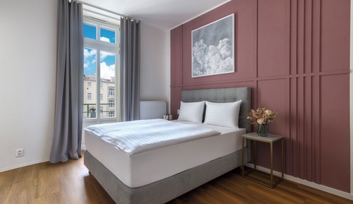 Deluxe Studio, Balcony, Courtyard View