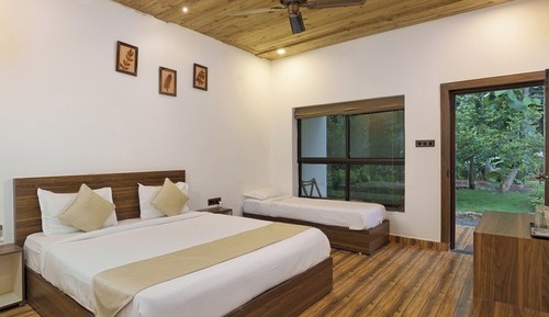 Cottage, Balcony