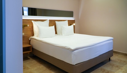 Standard Room, 1 King Bed, Balcony, City View