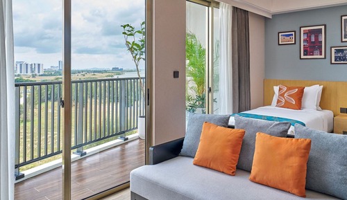 Deluxe Suite
