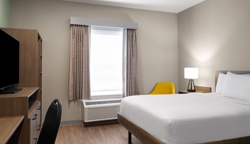 Suite, 1 Queen Bed, Non Smoking