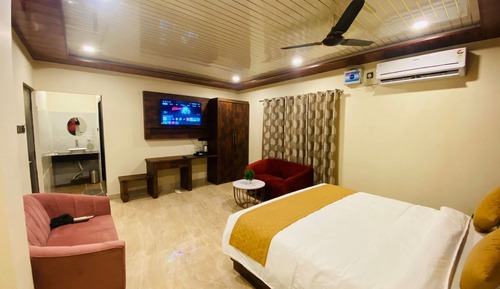 Royal Room