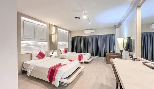 Superior Twin Room