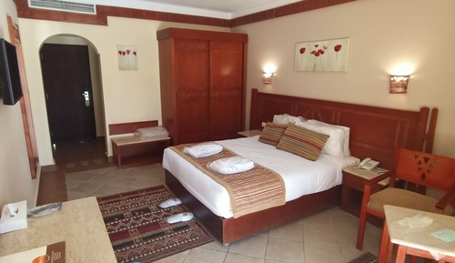 Romantic Standard Room With Garden View
