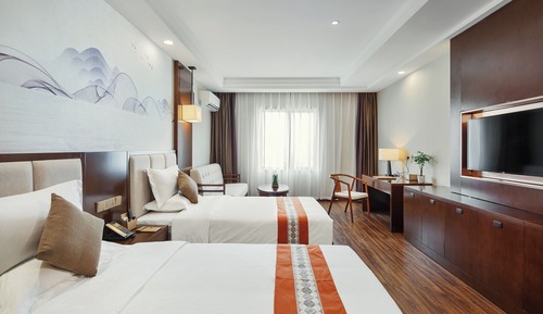 Deluxe Twin Room, City View