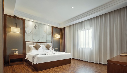 Family Room, City View