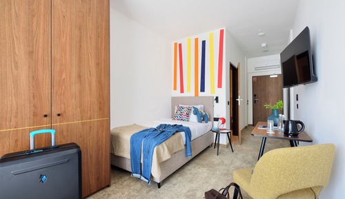 Single Room