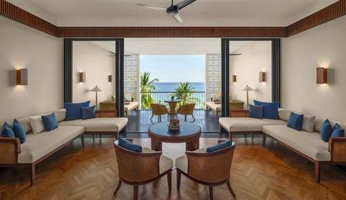 Deluxe Suite, 1 King Bed, Non Smoking, Ocean View