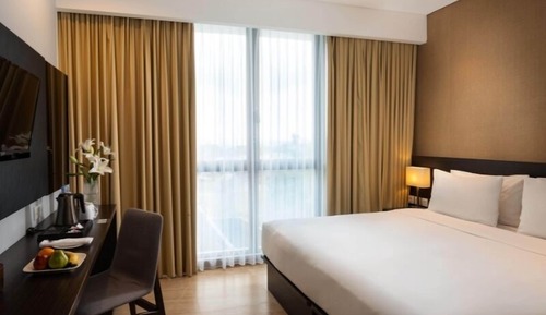 Superior Room, City View