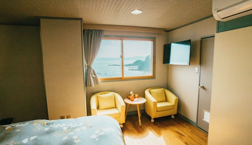 Double Room with Private Bathroom, Non Smoking
