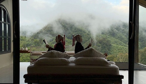 Luxury Room, 1 King Bed, Mountain View