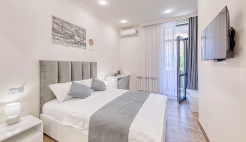 Design Double Room