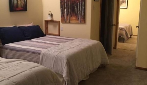 Grand Room, Multiple Beds, Mountain View