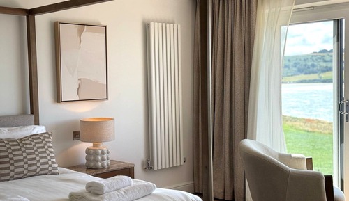 Luxury Studio Suite, 1 King Bed, Sea View (King or Twin)