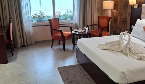 Super Deluxe Room
