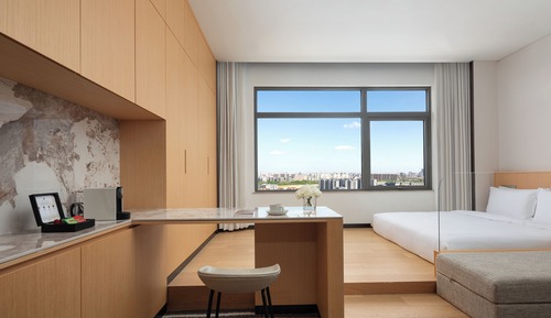Premier Single Room
