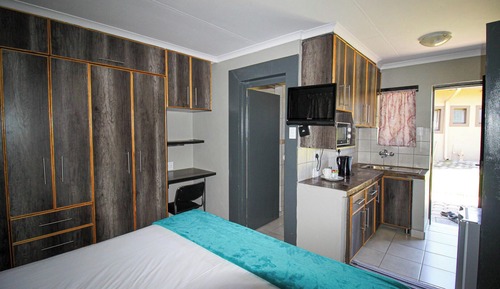 Luxury Room, Garden View