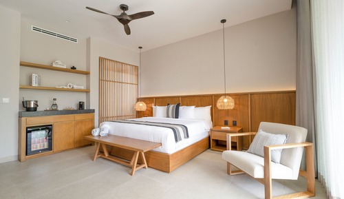 Master Suite with Private Heated Pool
