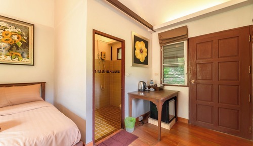 Basic Double Room