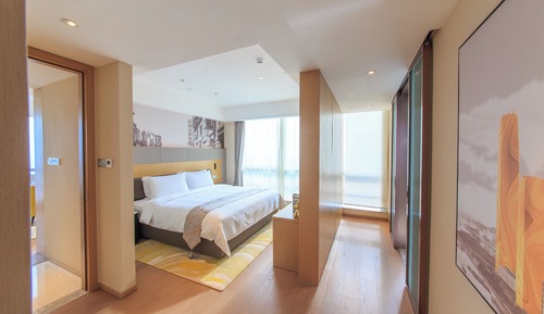 Three-Bedroom Premier