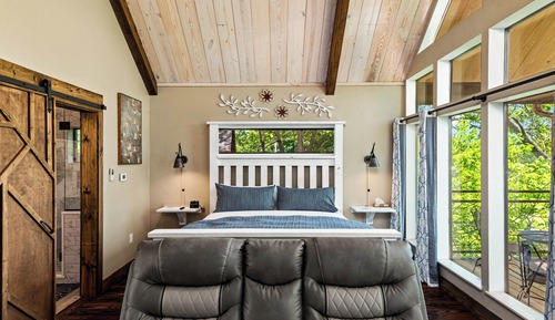 Exclusive Tree House, 1 King Bed, Golf View