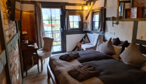 Romantic Double Room, Balcony, Garden View