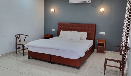 Deluxe Cottage, 1 King Bed, Garden View