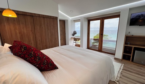 Deluxe Double Room, 1 Queen Bed, Terrace, Ocean View