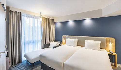Standard Room, Multiple Beds (Free Breakfast)