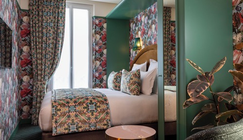 Superior Room (with spa access)