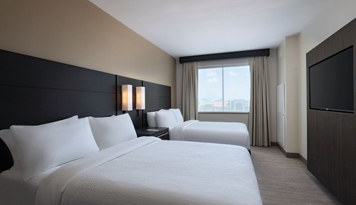 Suite, 1 Bedroom (Hearing Accessible)