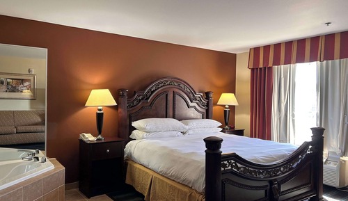 Suite, 1 King Bed, Accessible, Jetted Tub