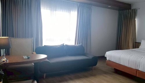 Premier Deluxe Double Room