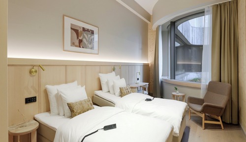 Twin Room, Accessible (Solo Up)