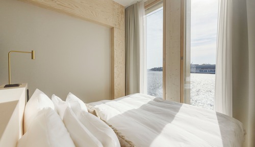 Room, 1 King Bed, Sea View (Solo Supreme)