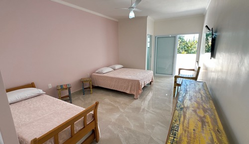 Family Apartment, Lake View