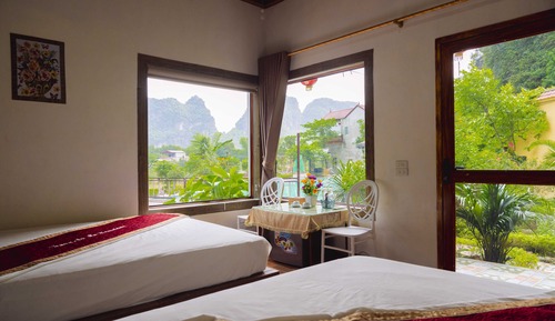 Family Bungalow, 1 Bedroom, Non Smoking, Pool View