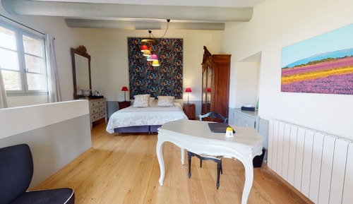 Deluxe Double Room, 1 King Bed, Hill View