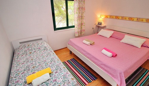 Apartment (One Bedroom Apartment with Terrace an)
