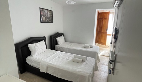Standard Room, 2 Twin Beds