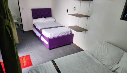 House, 4 Bedrooms, Accessible, Smoking