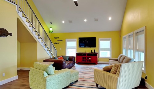 House (4 Bedrooms)