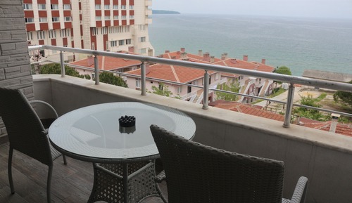 Deluxe Room, 1 Queen Bed, Sea View