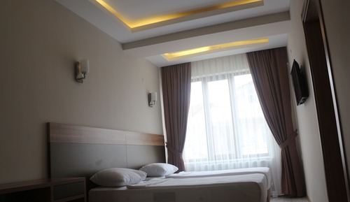 Family Suite, City View